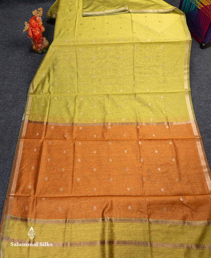 Beautiful Light Chocolate Maheshwar Cotton Saree With Contrast Light Lavender Blouse