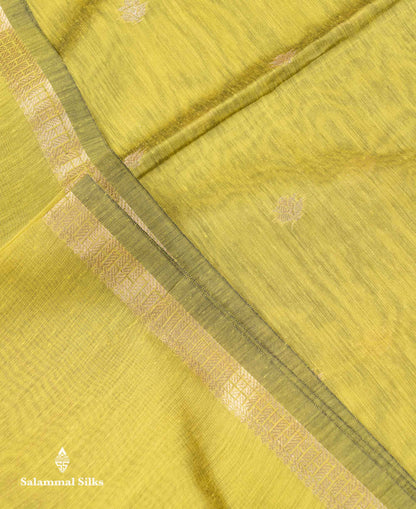 Beautiful Light Chocolate Maheshwar Cotton Saree With Contrast Light Lavender Blouse