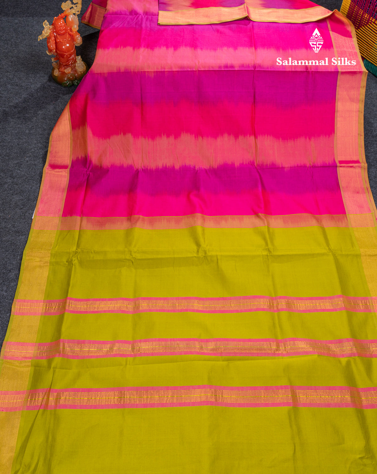 Beautiful Multicolour Semi Silk Cotton Saree With Contrast Parrot Green Blouse