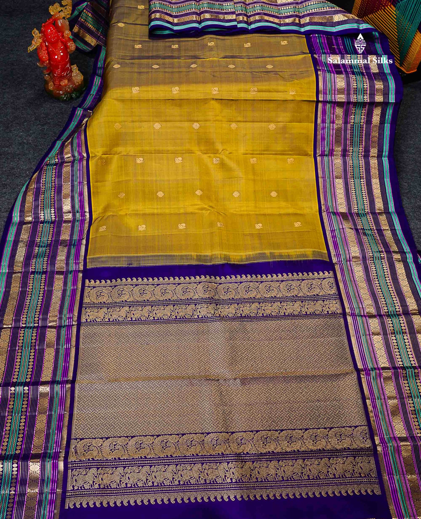 Pure Kanjivaram Silk Saree - Olive Green Zari Butta Along With Contrast Dual Tone Navy Blue Traditional Long Border