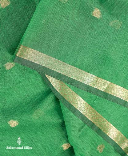 Beautiful Cream Grey Maheshwar Cotton Saree With Contrast Pink Blouse