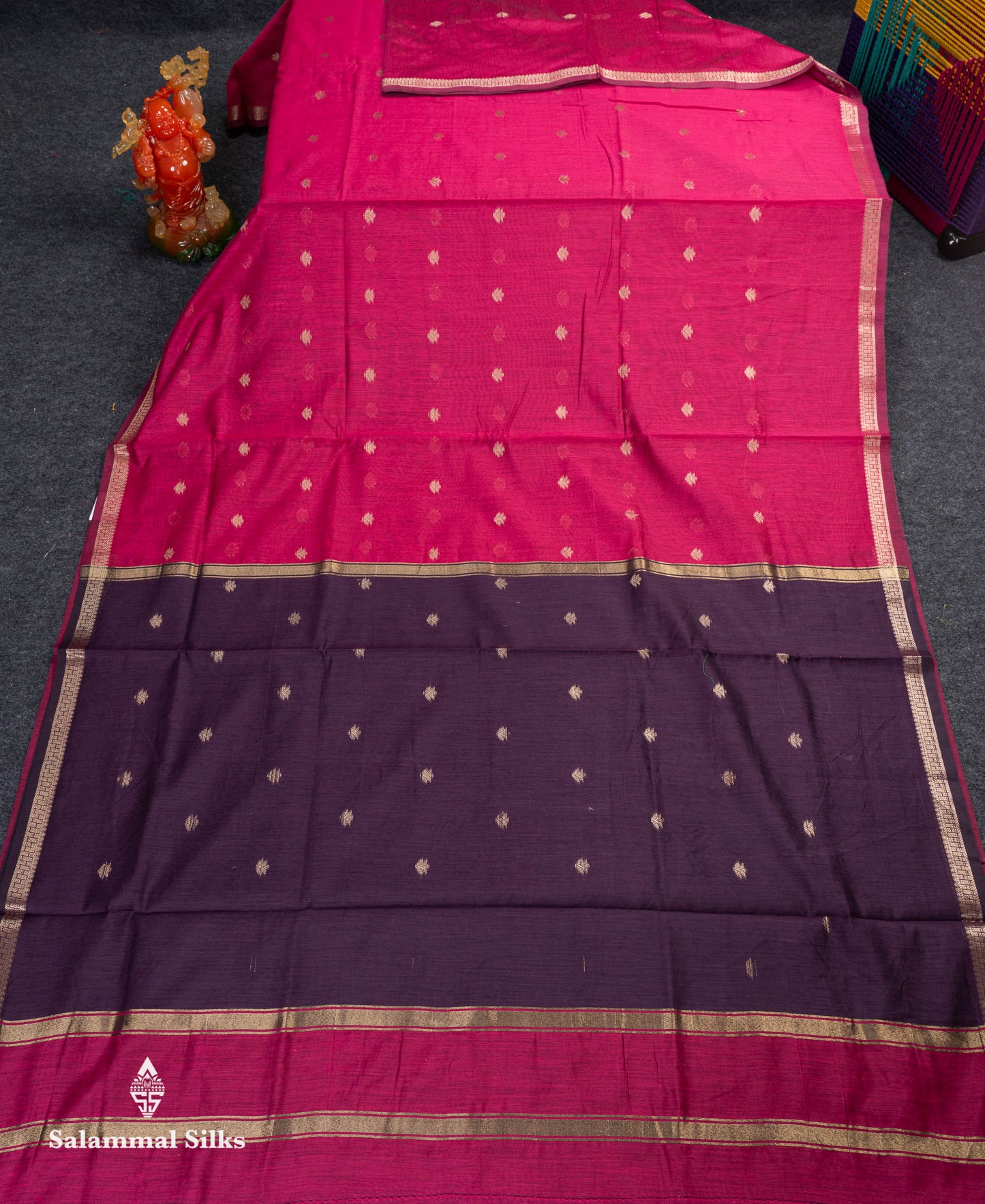 Beautiful Light Chocolate Maheshwar Cotton Saree With Contrast Light Lavender Blouse
