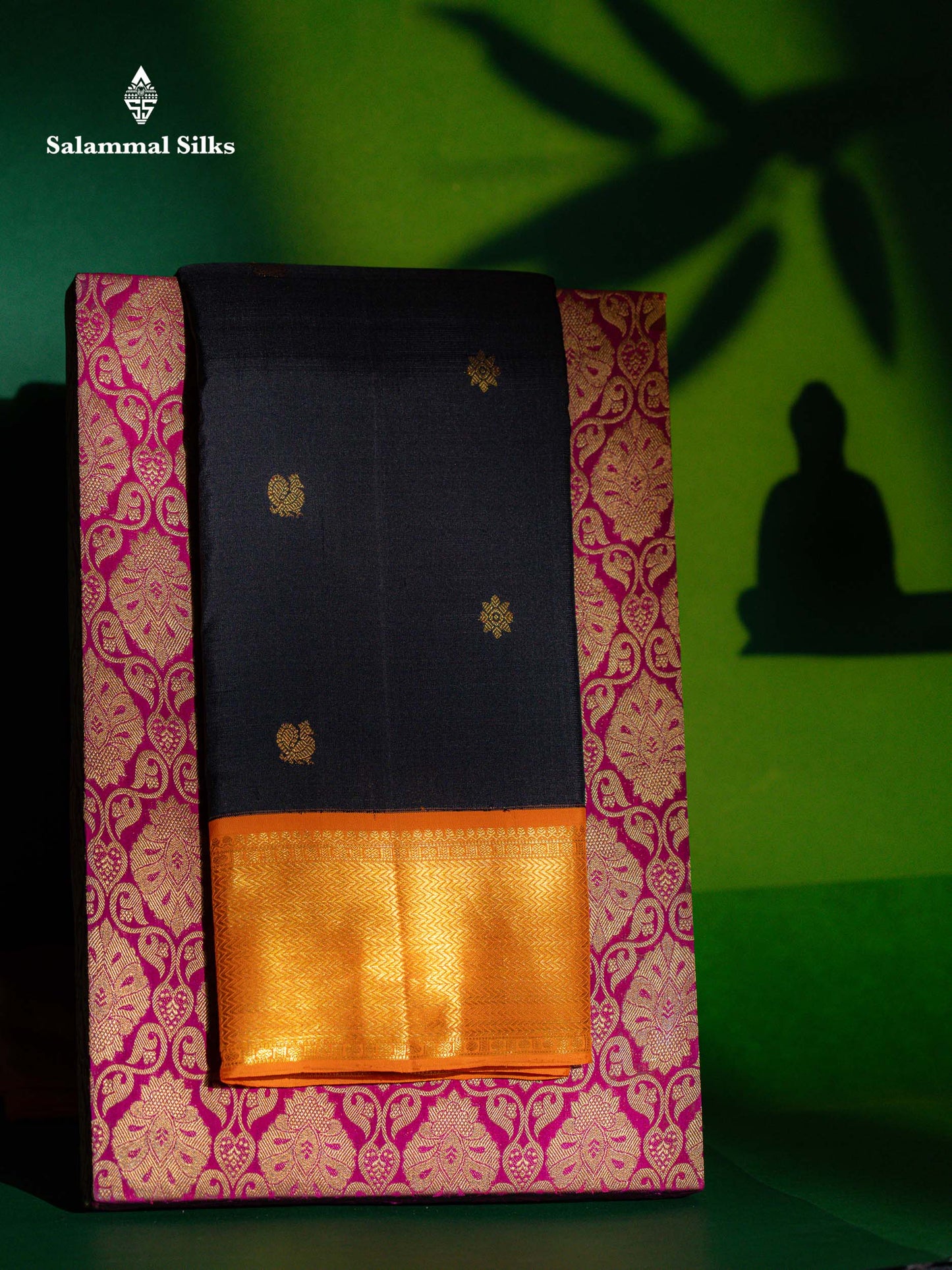 Korvai Beautiful Black Pure Kanjivaram Silk Saree With Contrast Orange Traditional Border