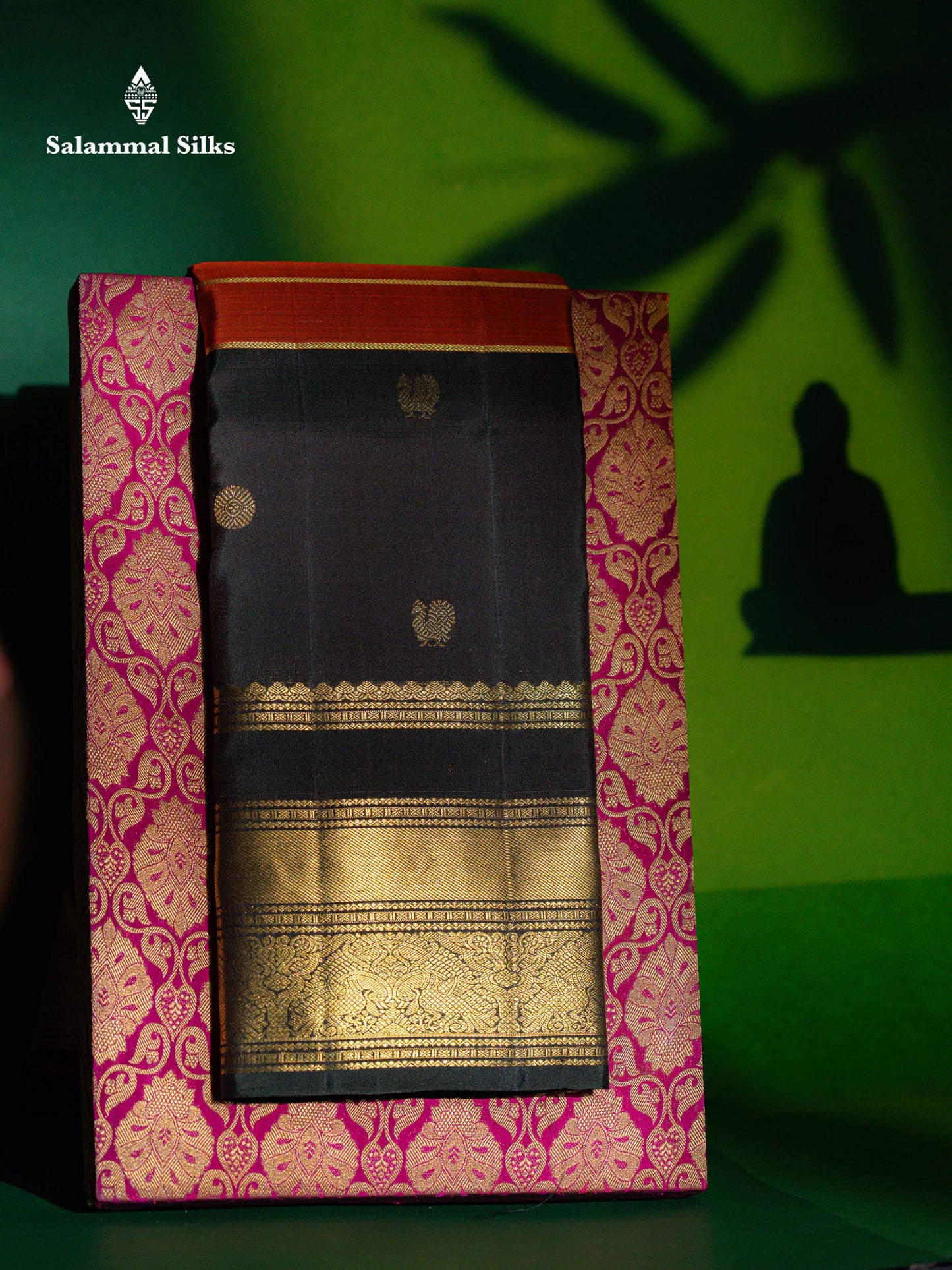 Beautiful Dual Tone Rust Orange Pure Kanjivaram Silk Saree With Contrast Dark Bottle Green Traditional Long Double Border