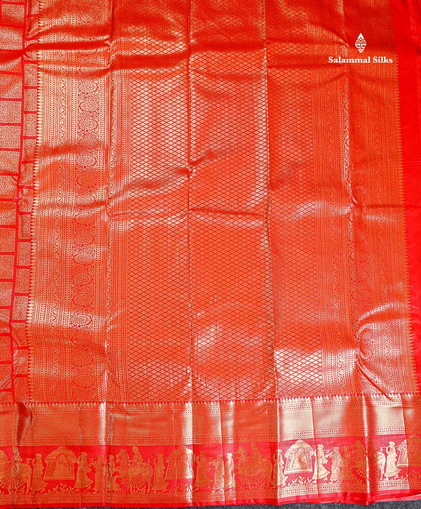 Semi Silk Saree - Chilly Red Checks Pattern Saree Along With Traditional Evening Morning Pallakku Border