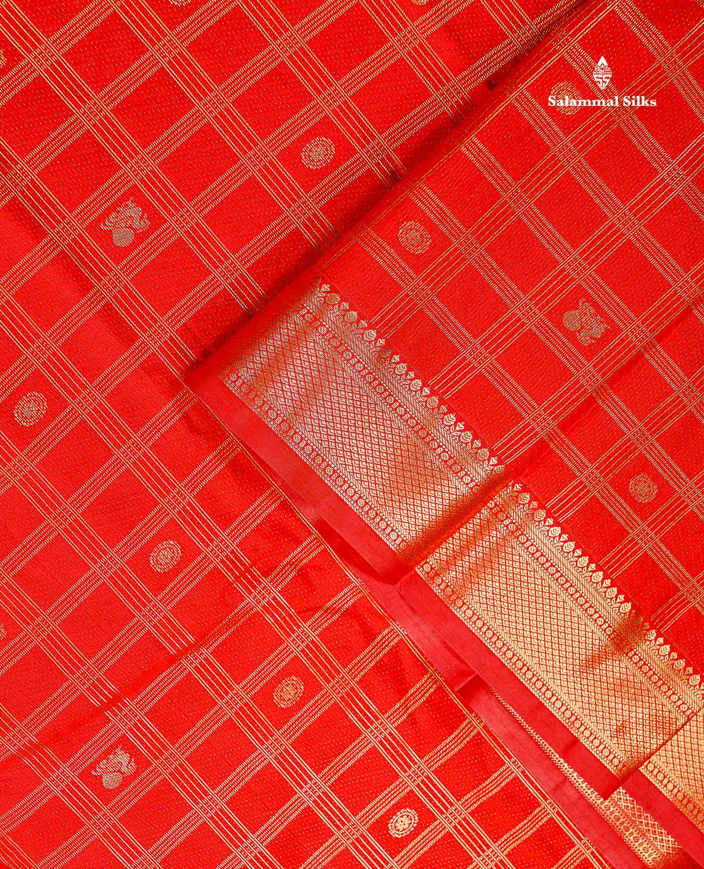 Semi Silk Saree - Chilly Red Checks With Traditional Buttas Along With Evening Morning Pallakku Border