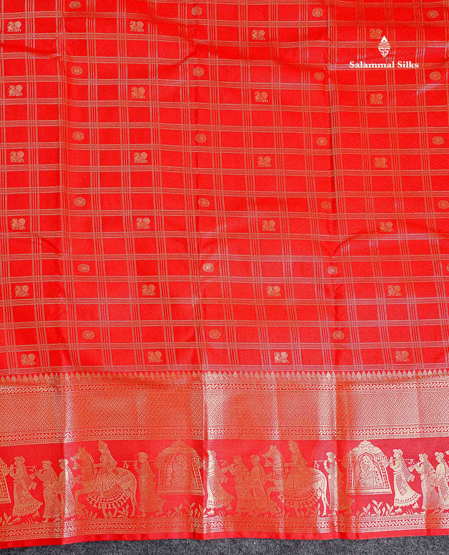 Semi Silk Saree - Chilly Red Checks With Traditional Buttas Along With Evening Morning Pallakku Border