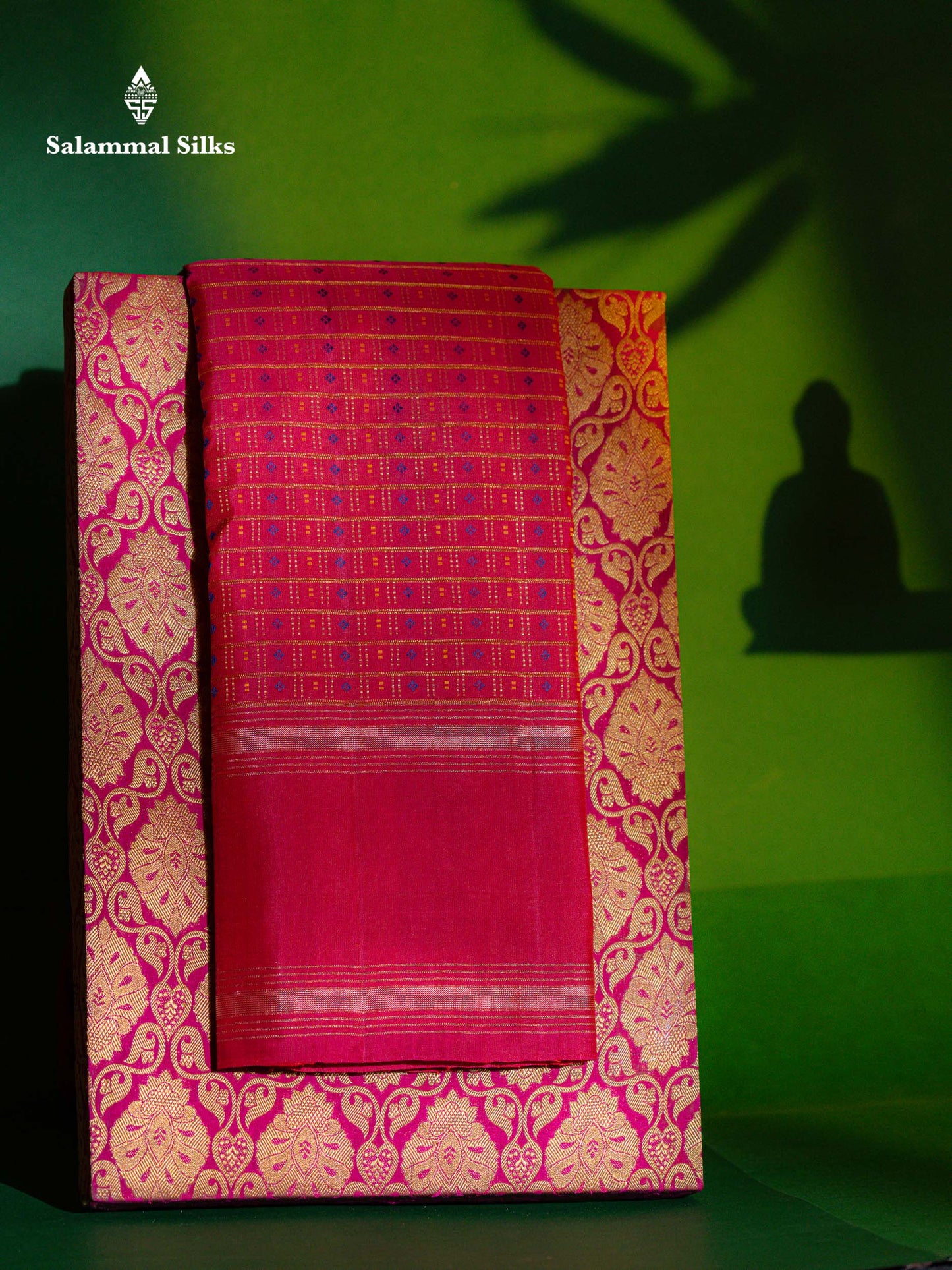 Beautiful Dual Tone Pinkish Red Pure Kanjivaram Silk Saree With Traditional Gap Border