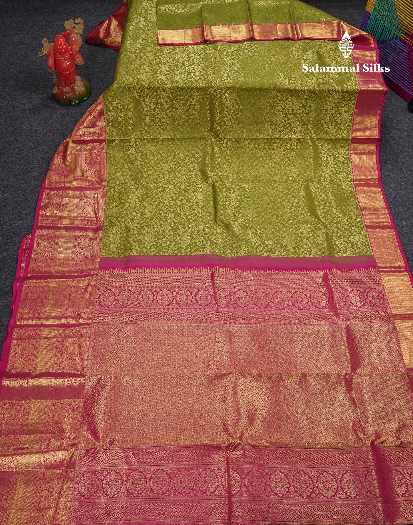 Beautiful Olive Green Bridal Pure Kanjivaram Silk Saree With Contrast Rani Pink Traditional Evening Morning Border