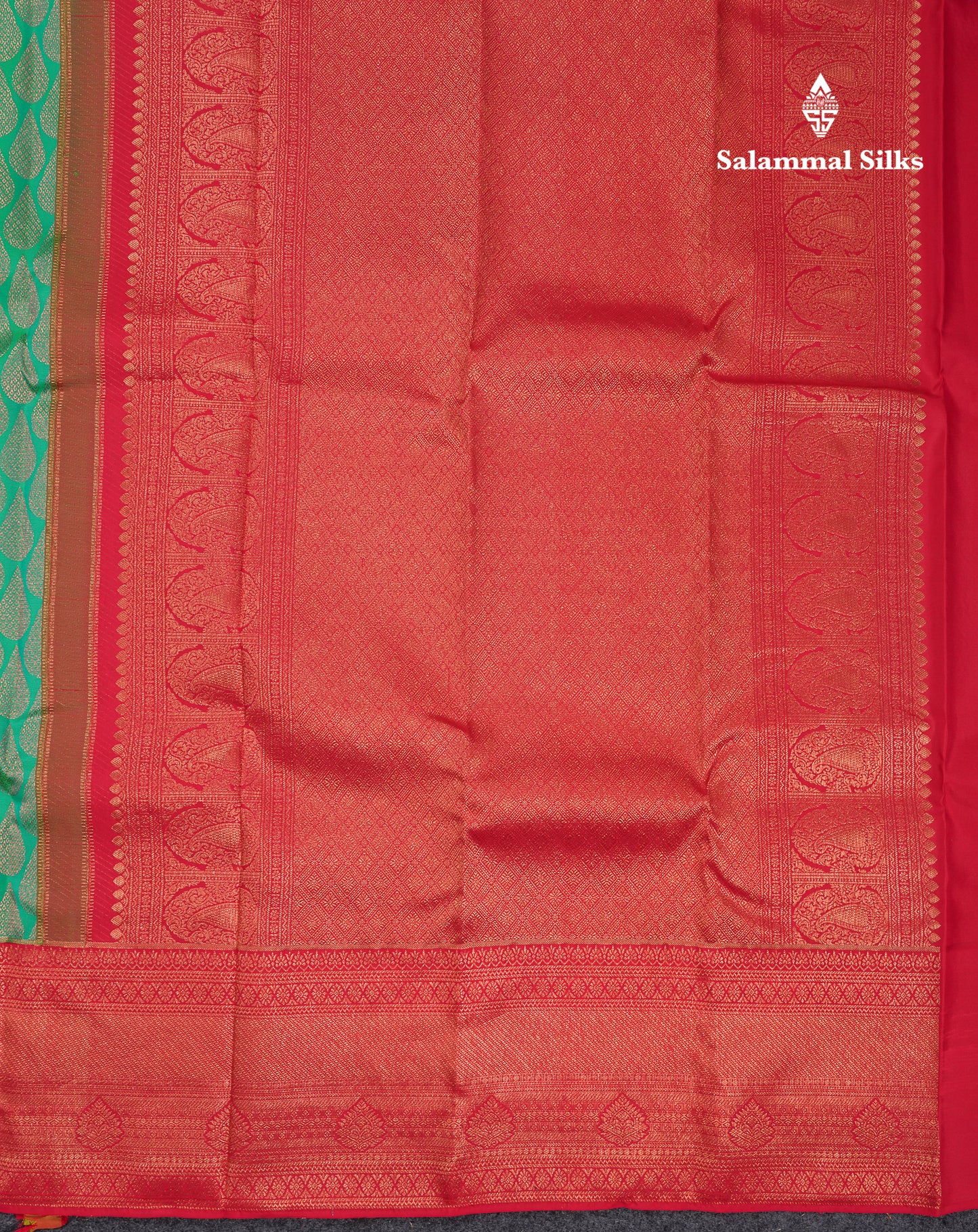 Beautiful Dual Tone Sapphire Green Pure Kanjivaram Silk Saree With Contrast Redish Maroon Traditional Border