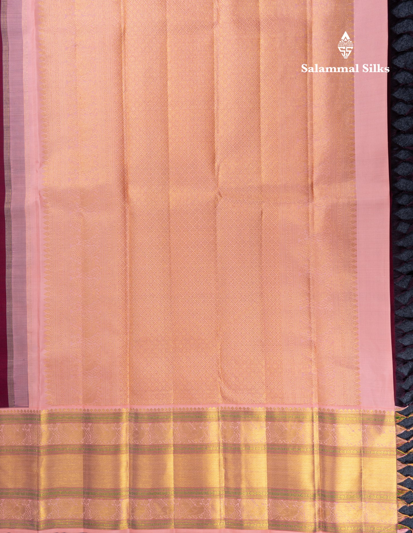 Dual Tone Maroon Pure Kanjivaram Silk Saree With Contrast Dark Peach Traditional Border