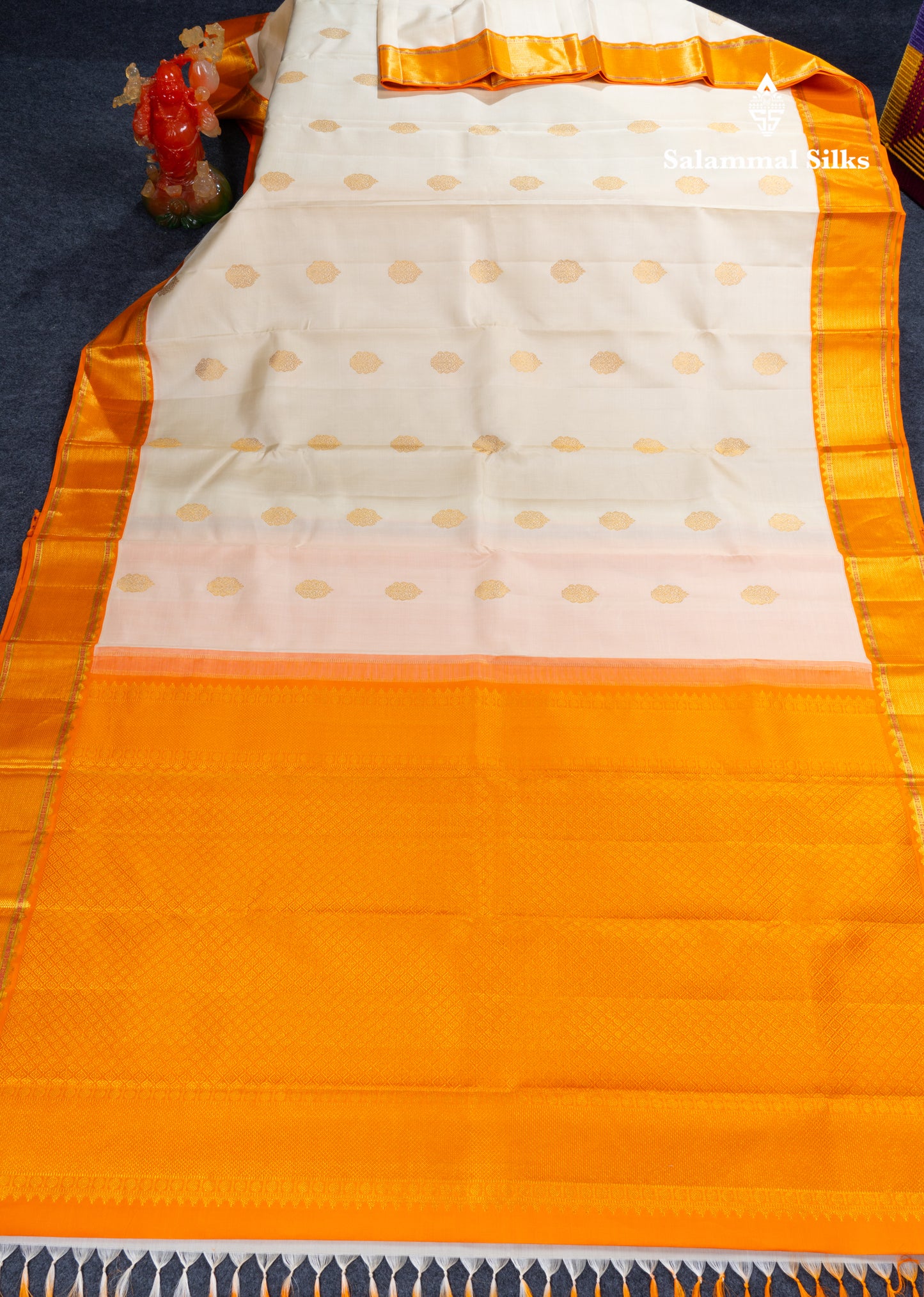 Half White Pure Kanjivaram Silk Saree With Contrast Orange Traditional Border