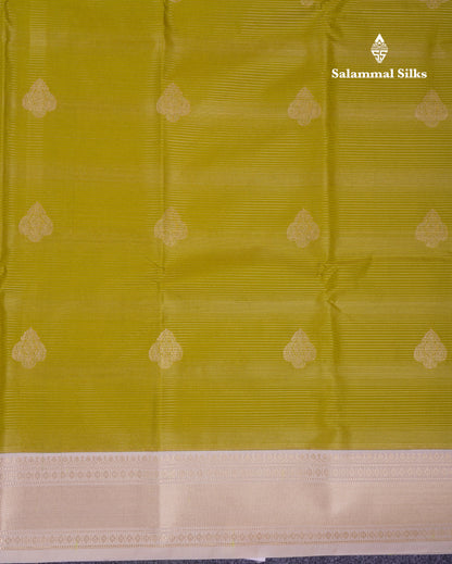 Beautiful Manthulir Green Alai Vaira Oosi Semi Silk Saree With Contrast Cream Traditional Medium Border