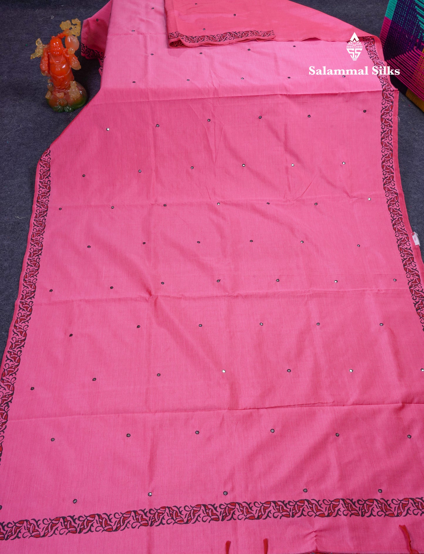 Beautiful Black Mirror Work South Cotton Printed Saree With Contrast Elephant Grey Blouse