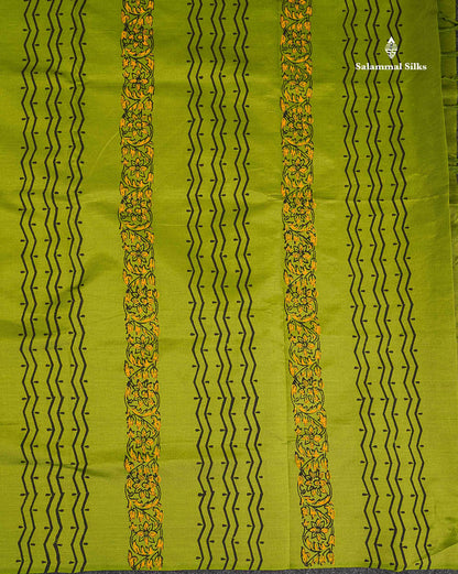 South Cotton Saree - Parrot Green Printed Saree With Contrast Black Blouse