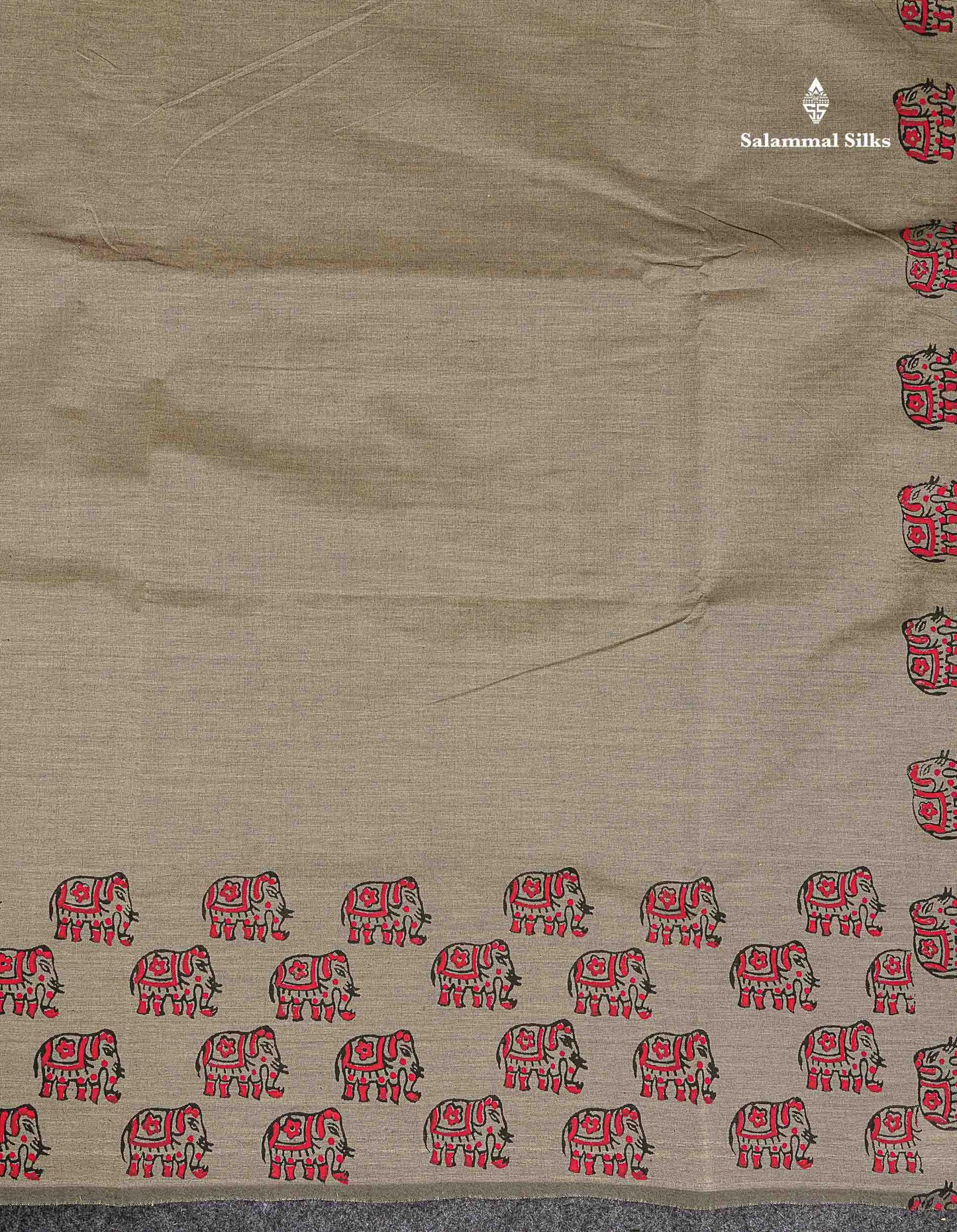 South Cotton Saree - Grey Sandal Printed Saree With Contrast Tomato Red Blouse
