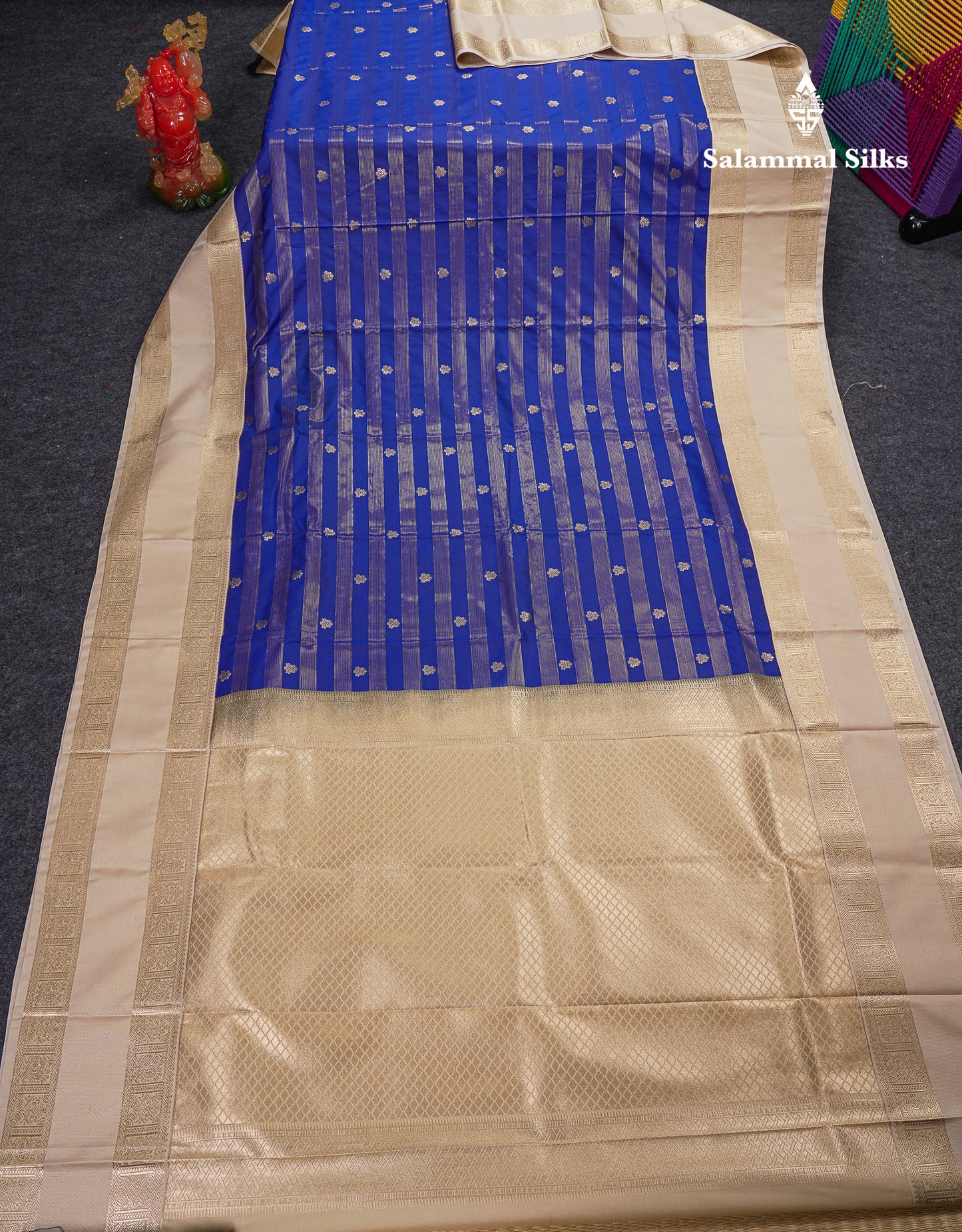 Beautiful Royal Blue Semi Silk Saree With Contrast Cream Sandal Traditional Rettapet Border