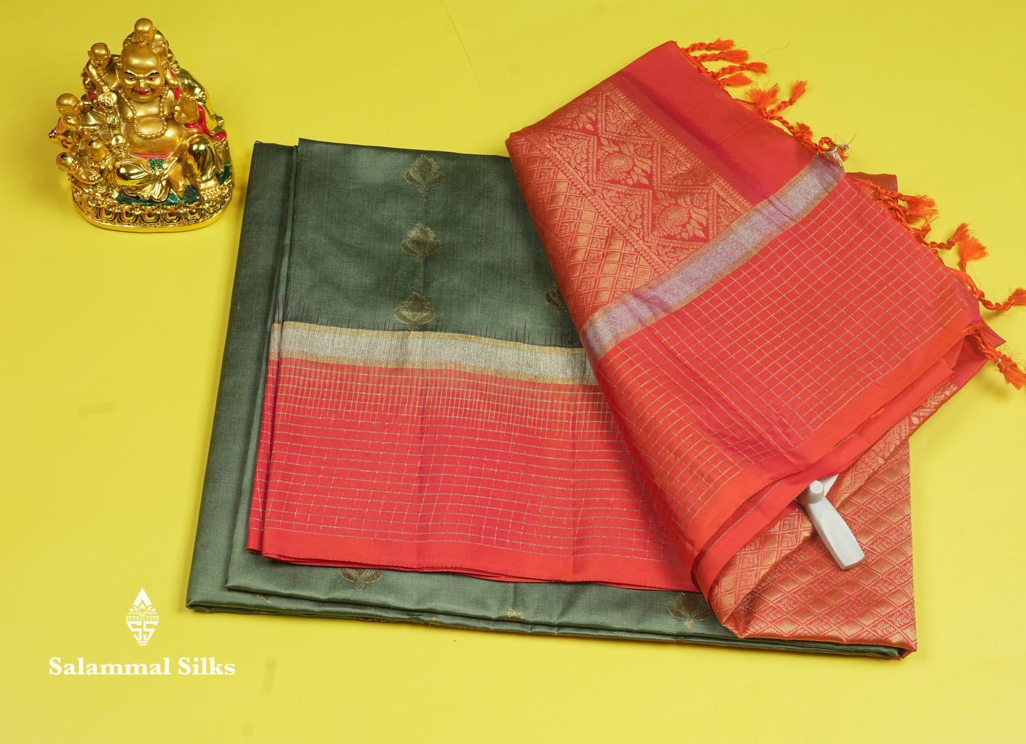 Beautiful Moss Green Pure Kanjivaram Soft Silk Saree With Contrast Pinkish Orange Zari Checks Border