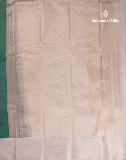 Beautiful Bottle Green Vaira Oosi Semi Silk Saree With Contrast Cream Traditional Border
