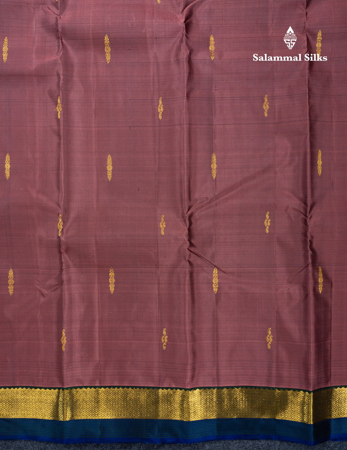 Dual Tone Chocolate Pure Kanjivaram Silk Saree With Contrast Bottle Green Blouse