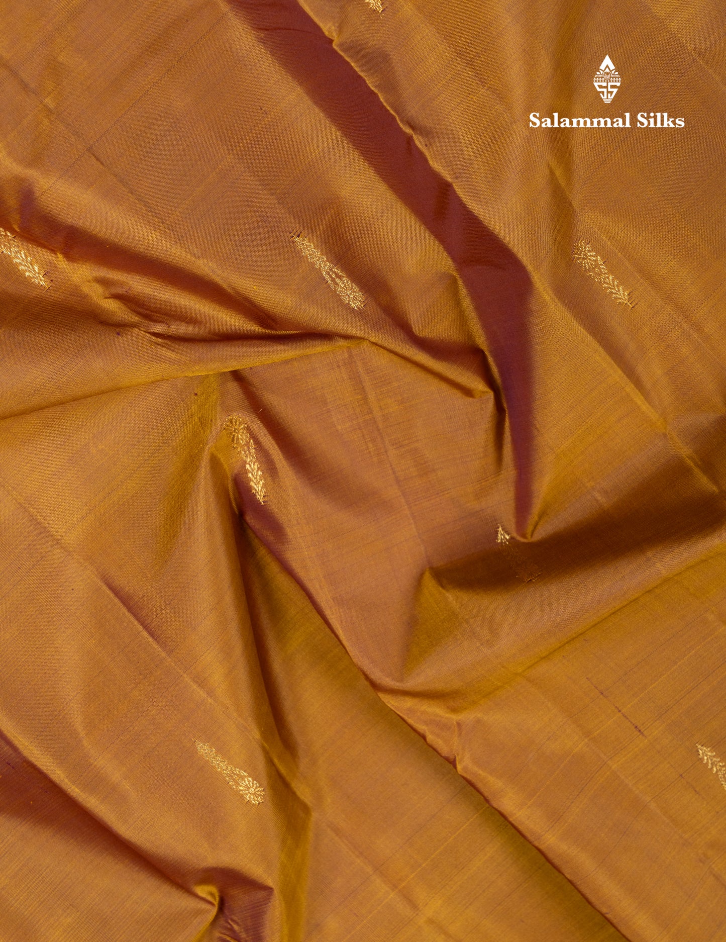 Rust Orange Pure Kanjivaram Silk Saree With Contrast Dark Bottle Green Blouse