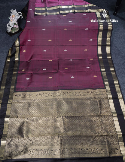 Dual Tone Magenta Pure Kanjivaram Silk Saree With Contrast Dark Brown Double Border
