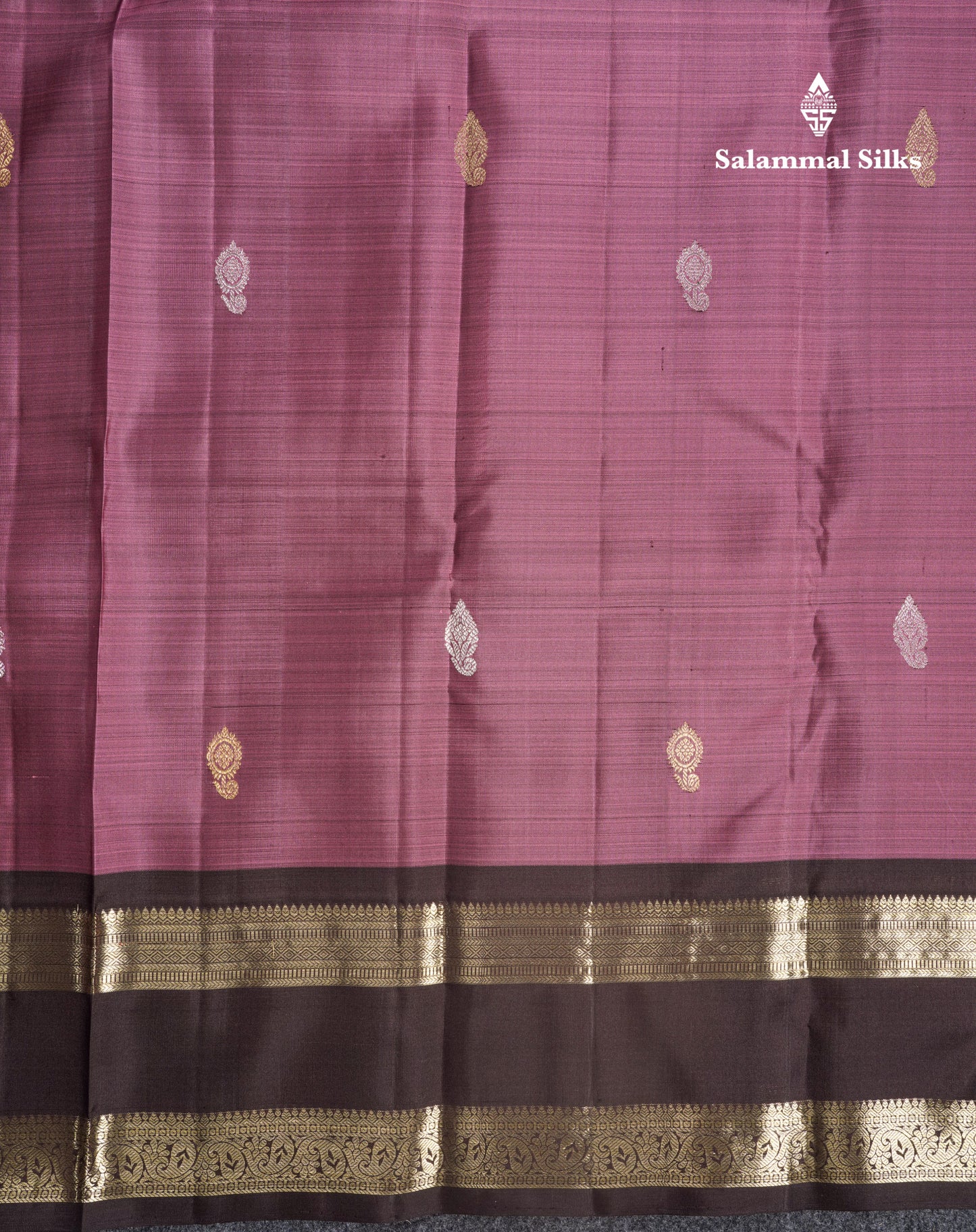 Dual Tone Maroon Pure Kanjivaram Silk Saree With Contrast Dark Brown Gap Border