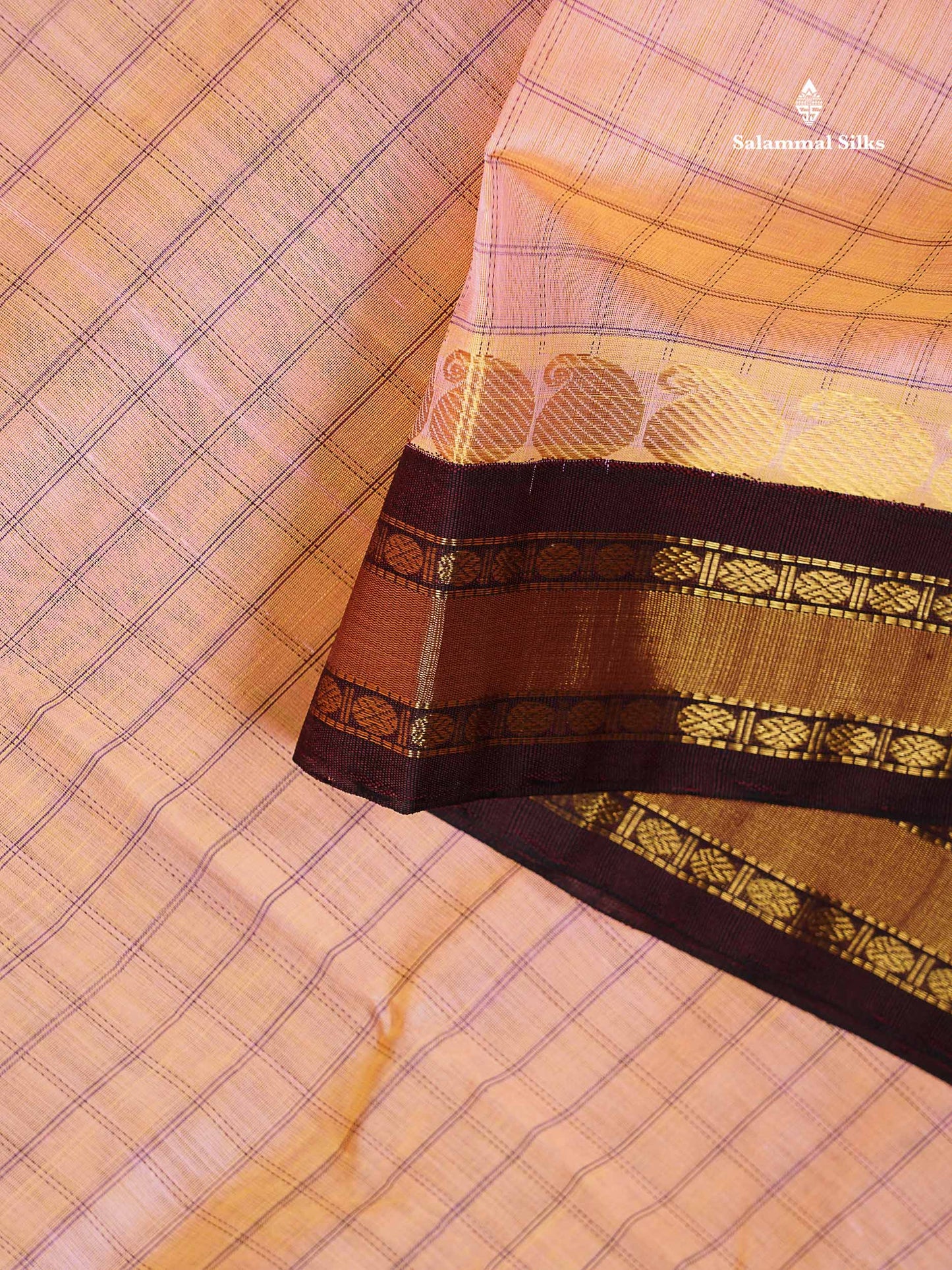 Pure Silk Cotton Saree - Dual Tone Peach Checks Along With Contrast Dark Brown Traditional Border