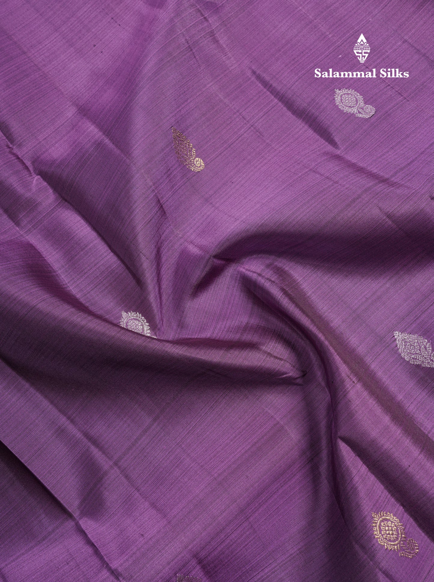 Dual Tone Maroon Pure Kanjivaram Silk Saree With Contrast Dark Brown Gap Border