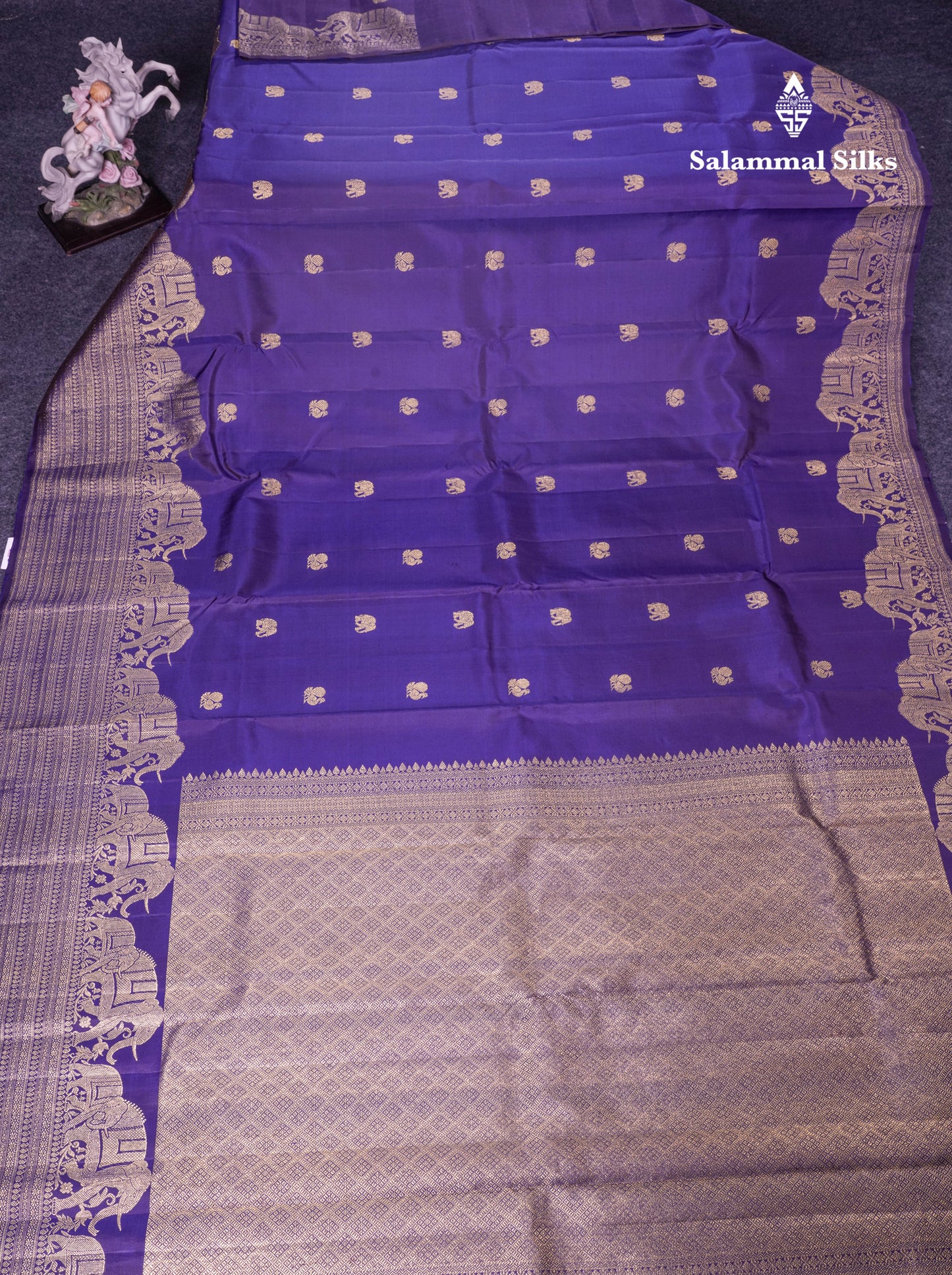 Violet Pure Kanjivaram Silk Saree With Traditional Self Border
