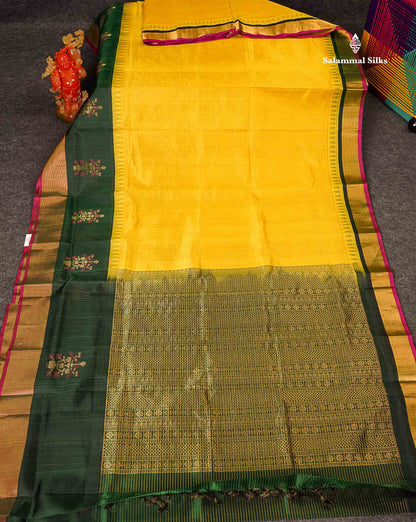 Pure Silk Cotton Saree - Yellow Small Checks Along With Contrast Bottle Green Traditional Evening Morning Border