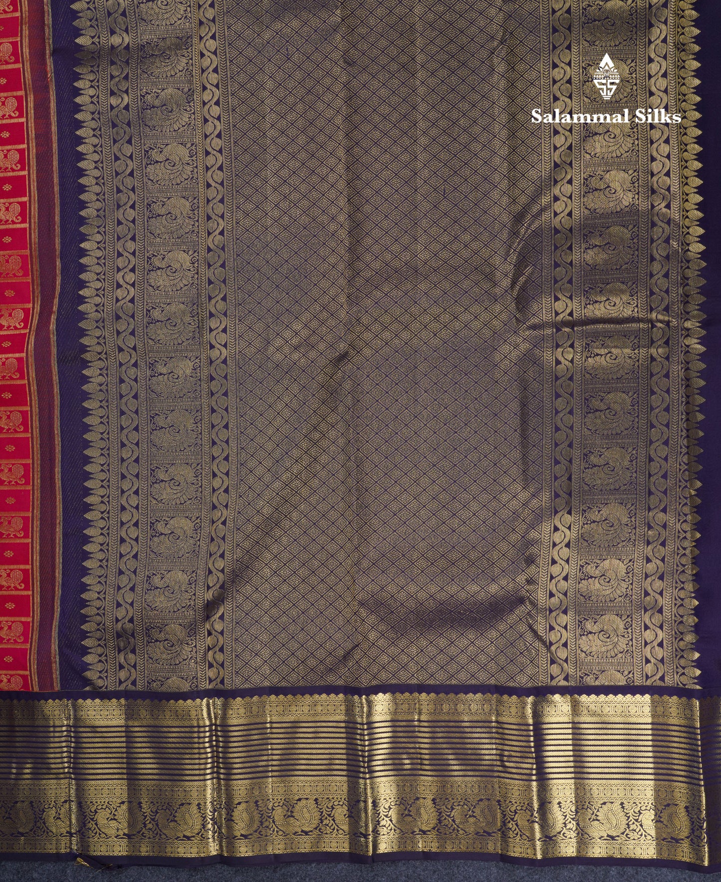 Dual Tone Pinkish Orange Pure Kanjivaram Silk Saree With Contrast Navy Blue Traditional Border