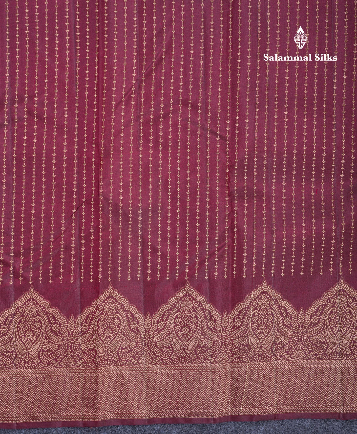 Beautiful Dark Magenta Pure Kanjivaram Silk Saree With Traditional Turning Border