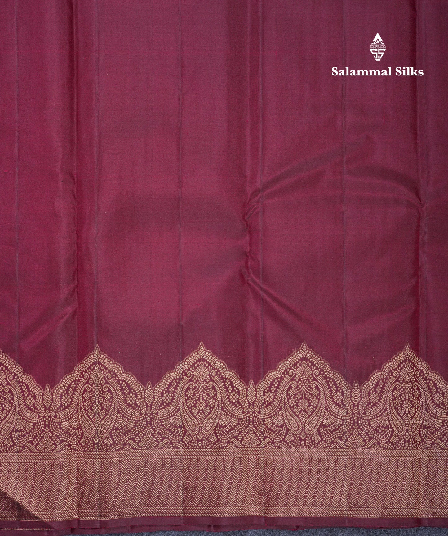 Beautiful Dark Magenta Pure Kanjivaram Silk Saree With Traditional Turning Border