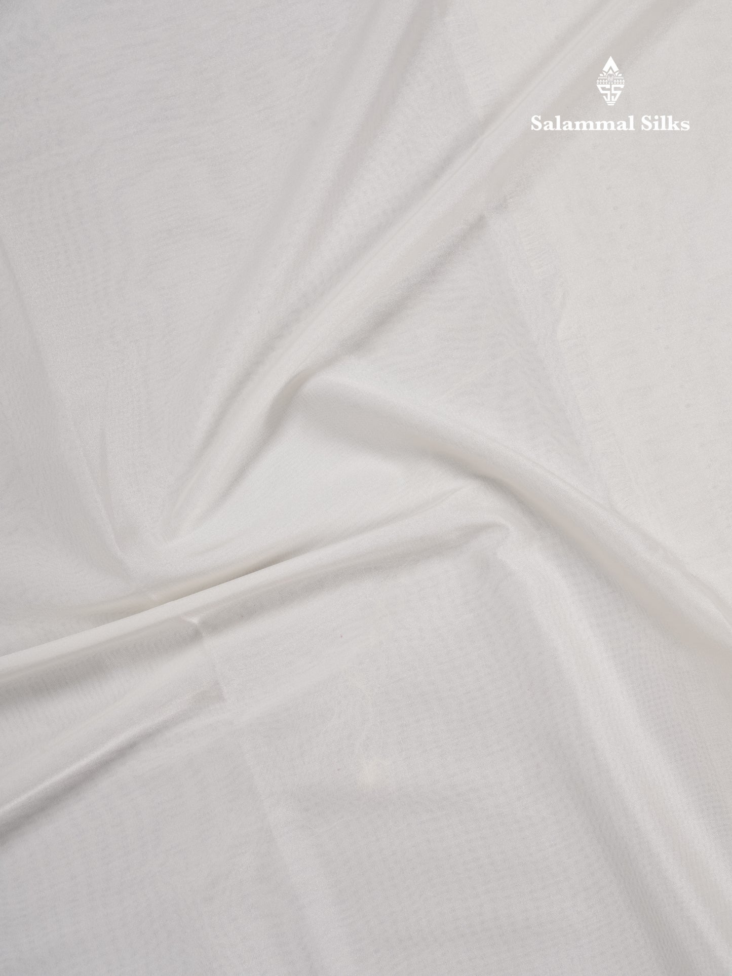 White Plain Semi Mysore Crepe Saree With Small Traditional Border