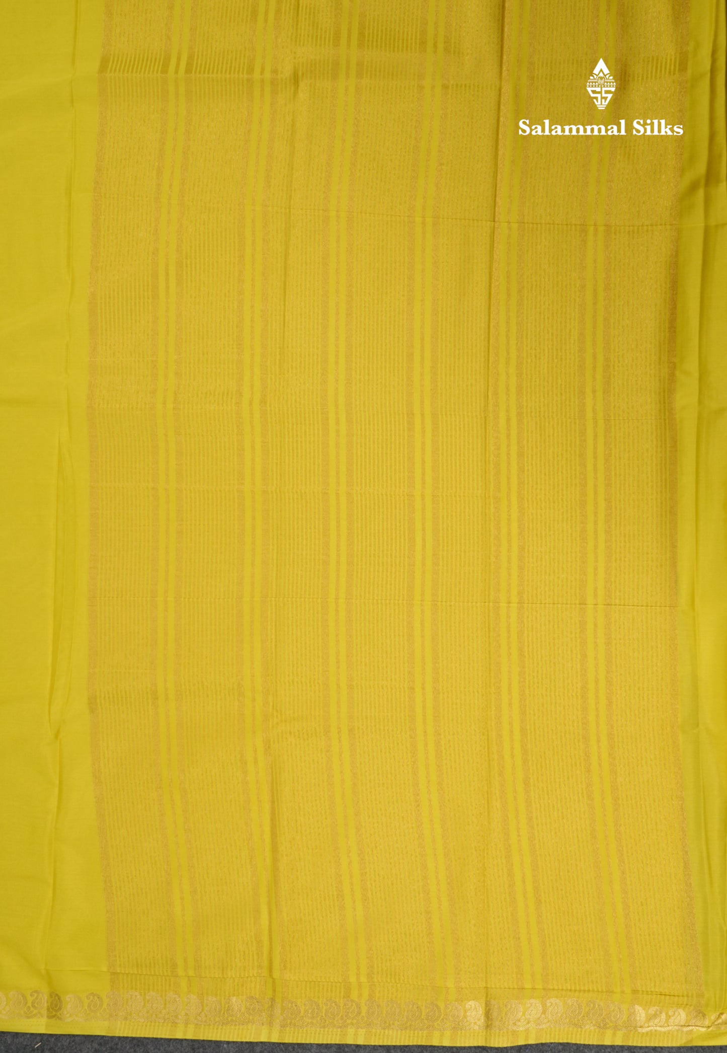 White Plain Semi Mysore Crepe Saree With Small Traditional Border