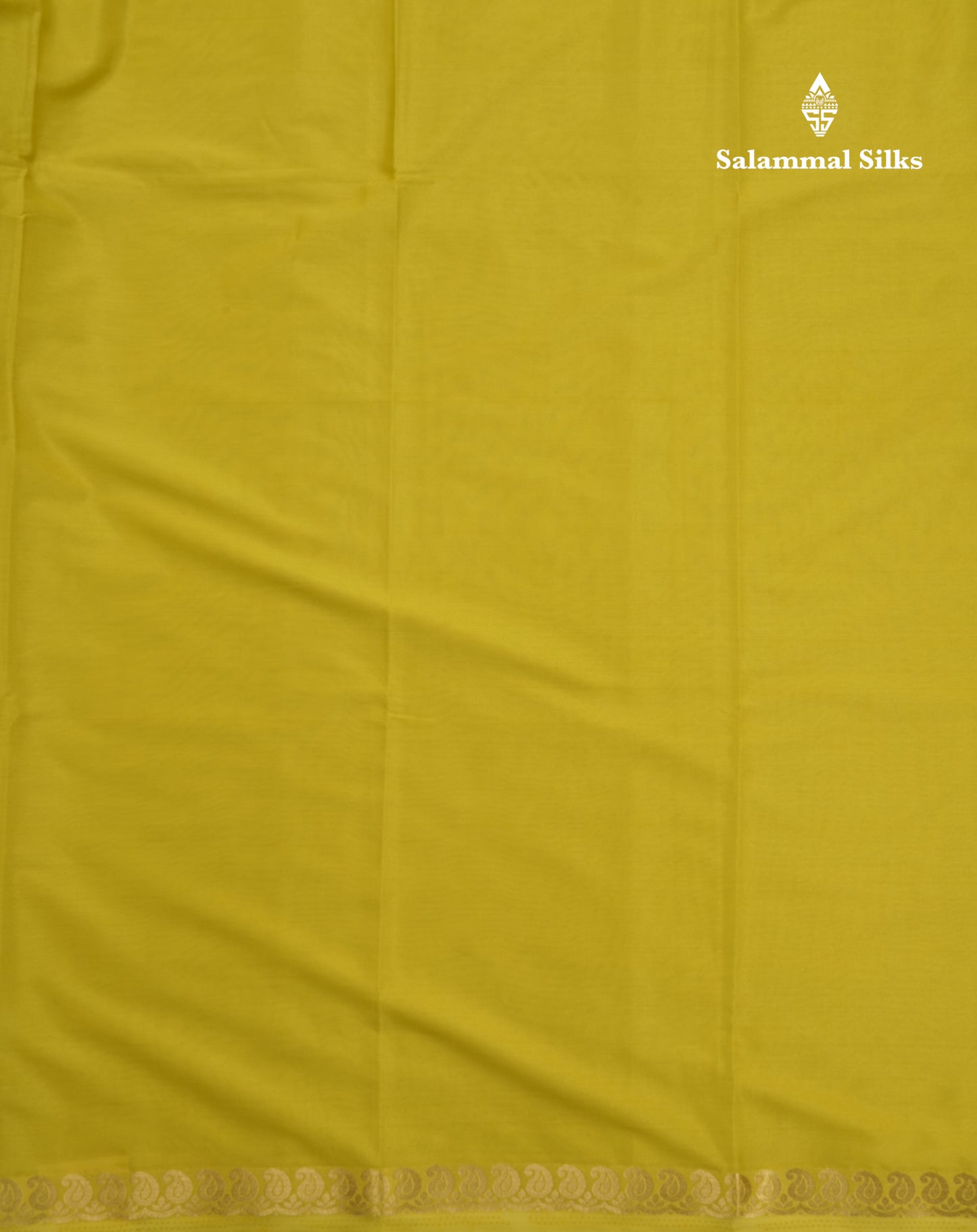 White Plain Semi Mysore Crepe Saree With Small Traditional Border