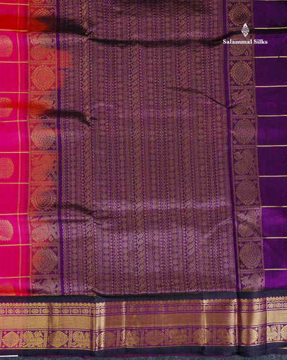 Pure Silk Cotton Saree - Pinkish Orange Checks With Butta Along With Contrast Dark Purple Traditional Border