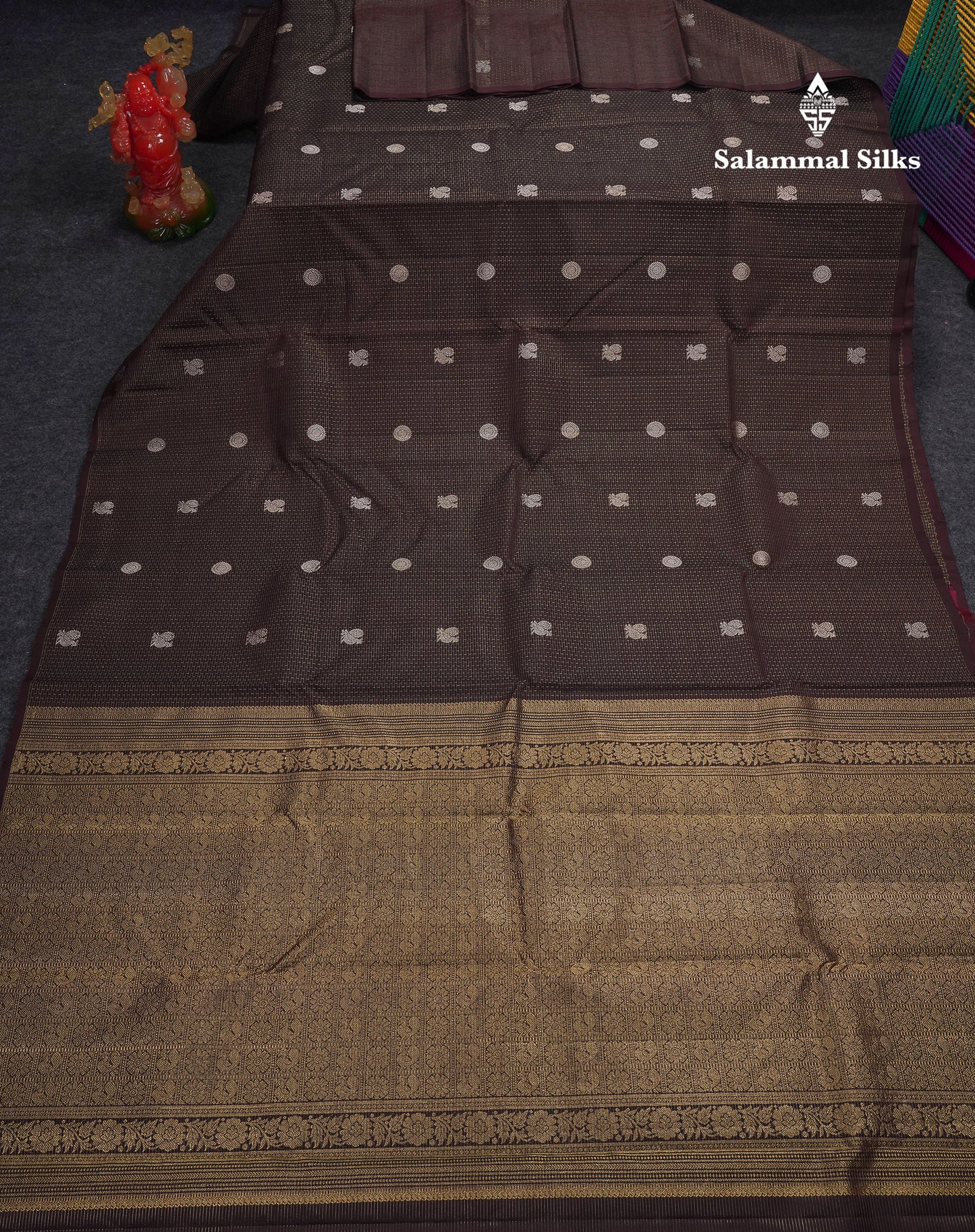 Beautiful Dark Brown Traditional Checks And Peacock & Chakaram Butta Pure Kanjivaram Silk Saree With Blouse