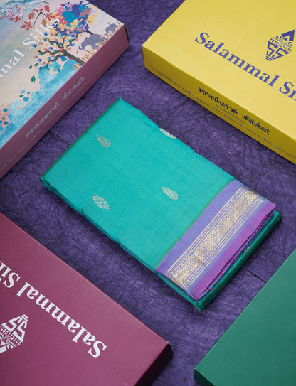Dual Tone Sapphire Blue Pure Kanjivaram Silk Saree With Contrast Purple One Side Border
