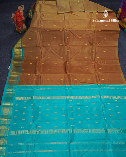Manthulir Green Beautiful Pure Kanjivaram Silk Saree With Sapphire Green Traditional One Side Border