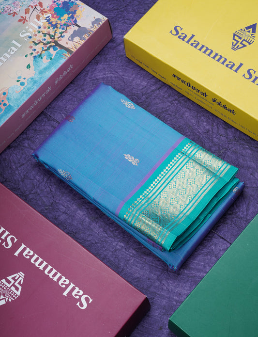 Dual Tone Sky Blue Pure Kanjivaram Silk Saree With Contrast Sapphire Green One Side Border