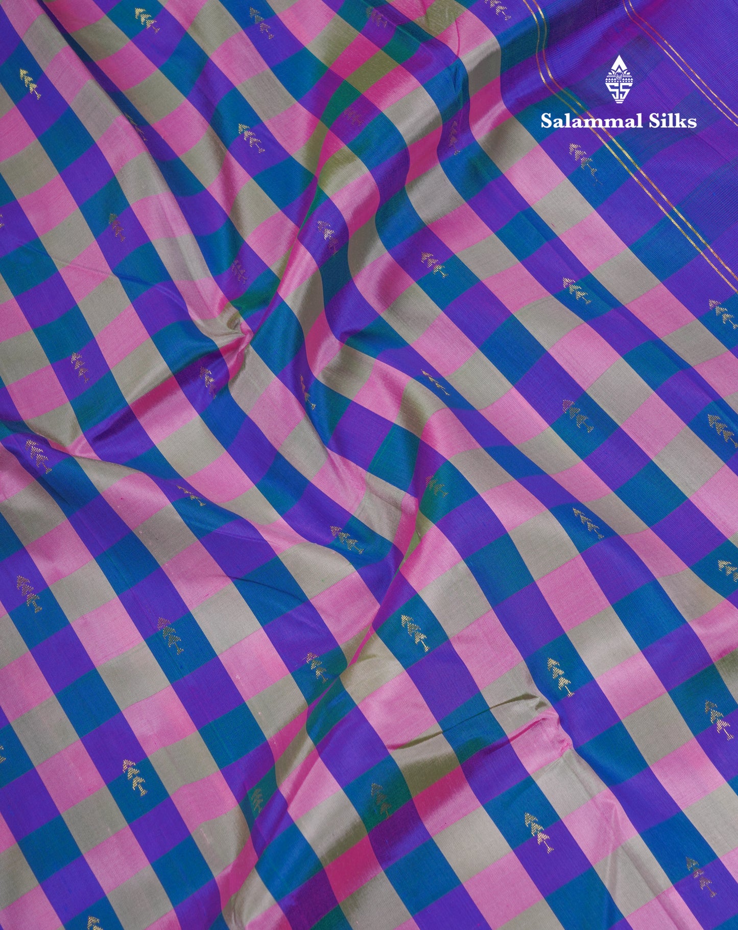 Paalum Pazhm Checks Beautiful Pure Kanjivaram Silk Saree With Traditional One Side Self Border