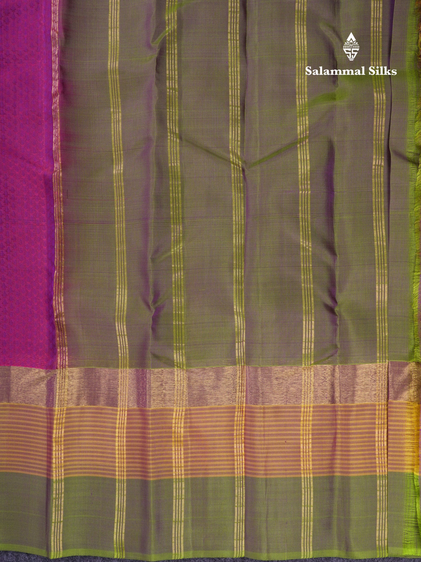 Beautiful Magenta Pure Kanjivaram Silk Saree With Contrast Light Green Border