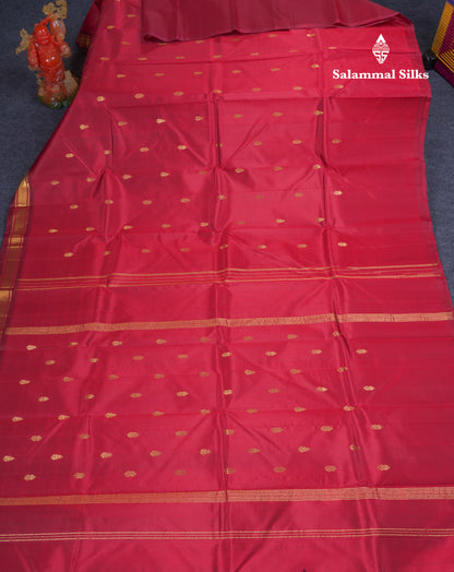 Beautiful Maroon Pure Kanjivaram Silk Saree With Traditional One Side Border