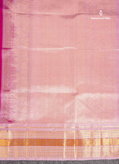 Pallu Of Rani Pink Pure Silk Cotton Saree 