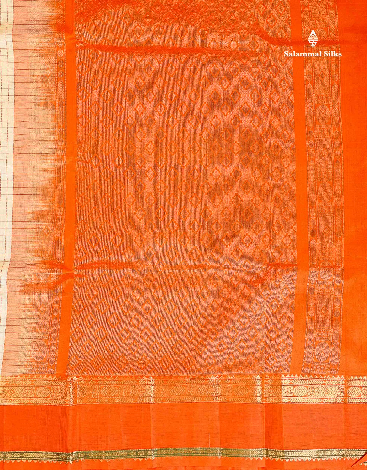 Pallu Of Cream Pure Silk Cotton Saree 