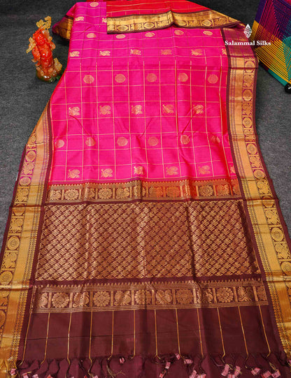 Full View Of Dual Tone Pink Pure Silk Cotton Saree 