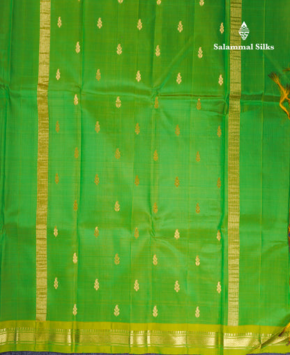 Green Beautiful Pure Kanjivaram Silk Saree With Parrot Green Traditional One Side Border