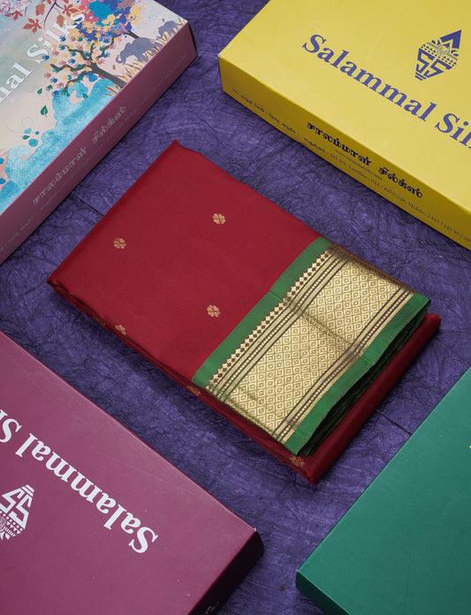 Maroon Pure Kanjivaram Silk Saree With Contrast Green One Side Border